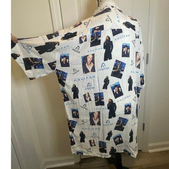 AALIAH BUTTON DOWN SHIRT SZ XXL PRINCESS OF R&B HIP HOP AALIAH PRINT ALL OVER - Picture 12 of 16